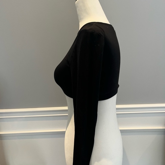 Adika crop long sleeved top size xs perfect condition - Picture 3 of 5